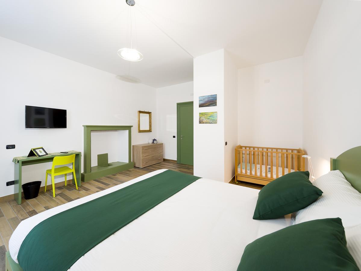 La Nostra Casa In Centro Hotel Lecco Bagian luar foto