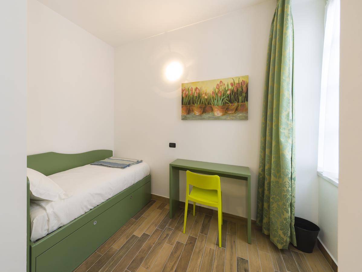 La Nostra Casa In Centro Hotel Lecco Bagian luar foto